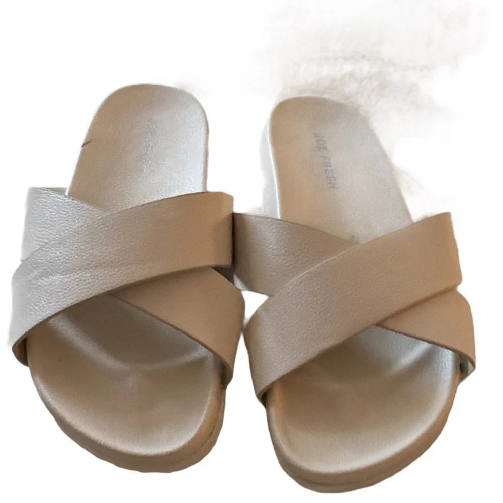 Joe Fresh Comfy  White Slides Size 10